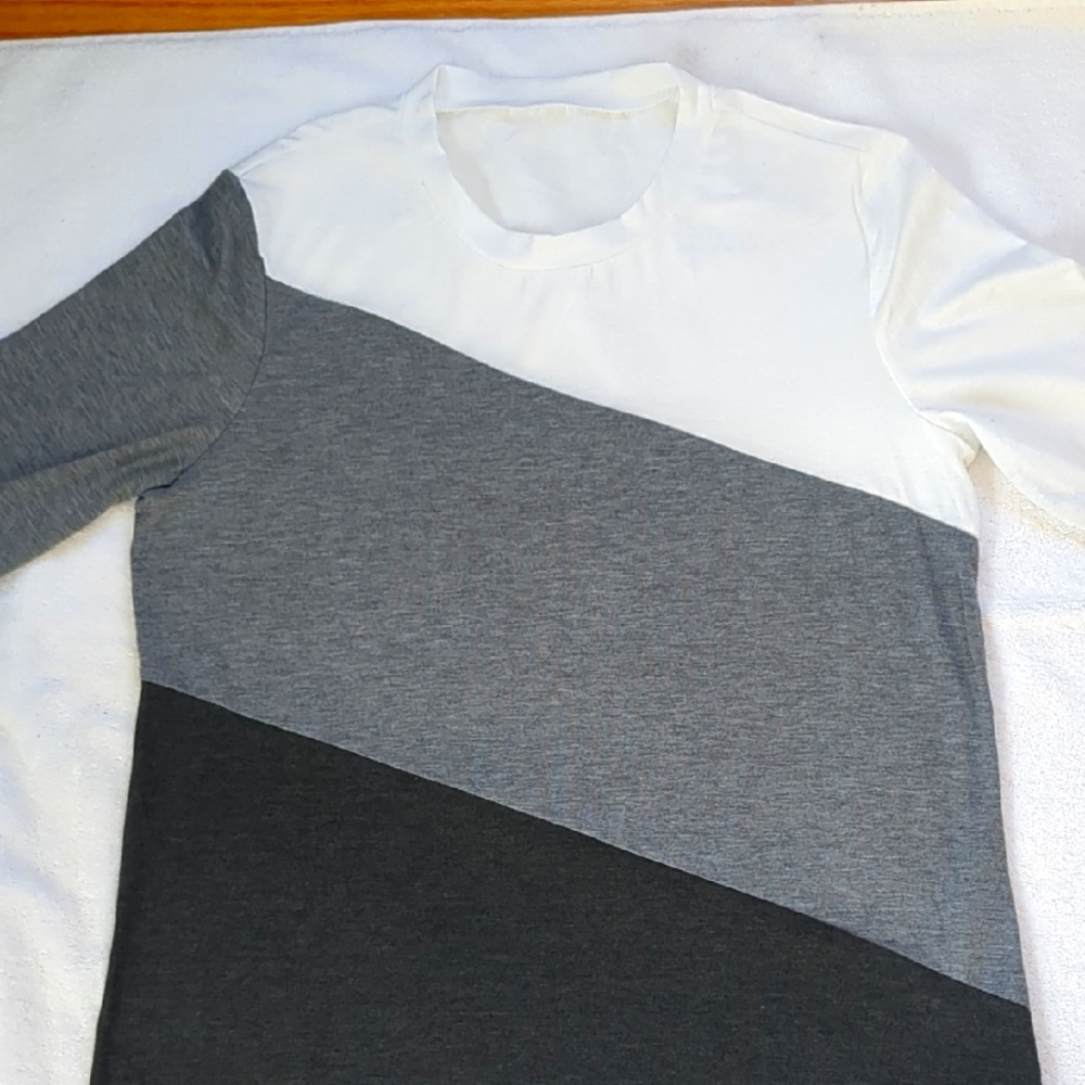 Shein ColornBlock Long Sleeve T Shirt Size Medium New Without Tags